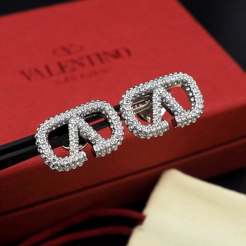 Valentino earring 11lyx9